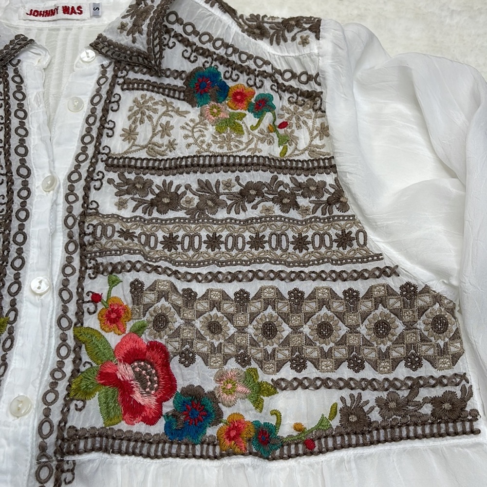 Johnny Was Sheer White Embroidered Button Front Tunic Size Small - Picture 2 of 9
